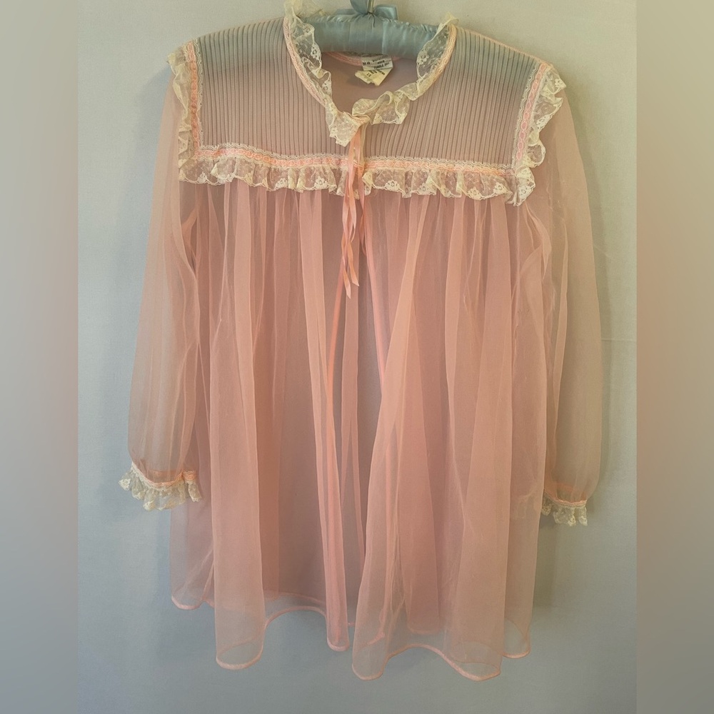 Vintage 60s Sheer Pink Nylon Pajama Nightie Top Peignoir - Picture 1 of 12